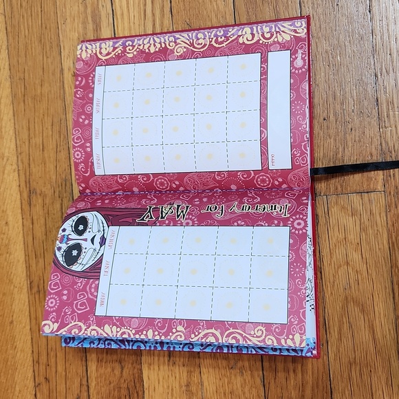 Nightmare Before Christmas Sugar Skull Sally Journal Book 2017-2018 - Picture 7 of 16